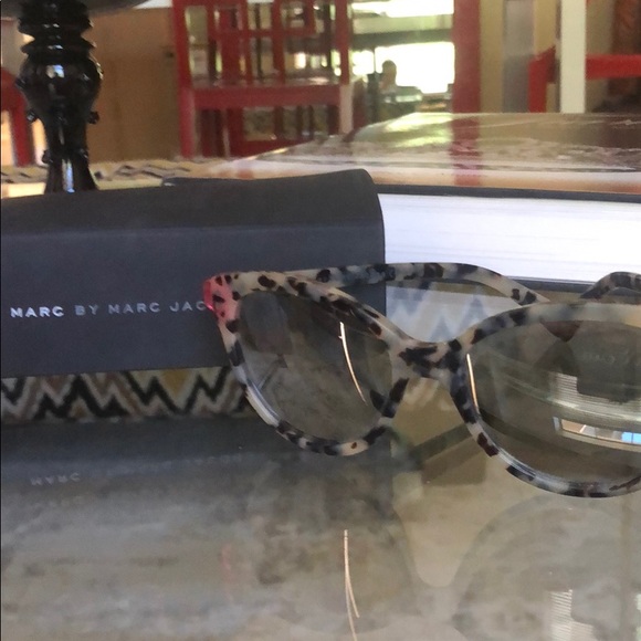 Marc By Marc Jacobs Accessories - Marc Jacobs sunglasses